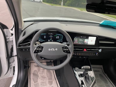2026 Kia Niro SX
