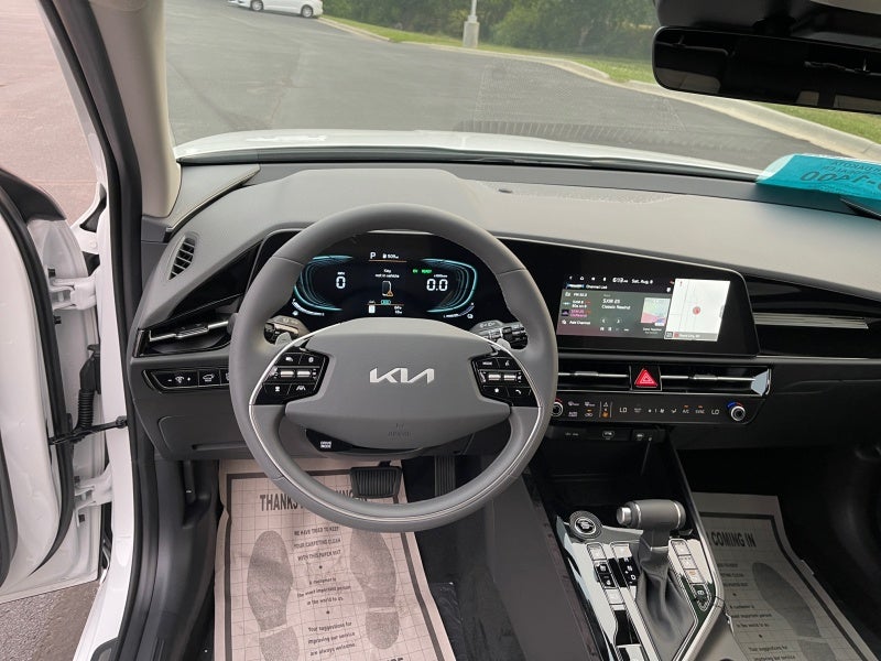 2026 Kia Niro SX