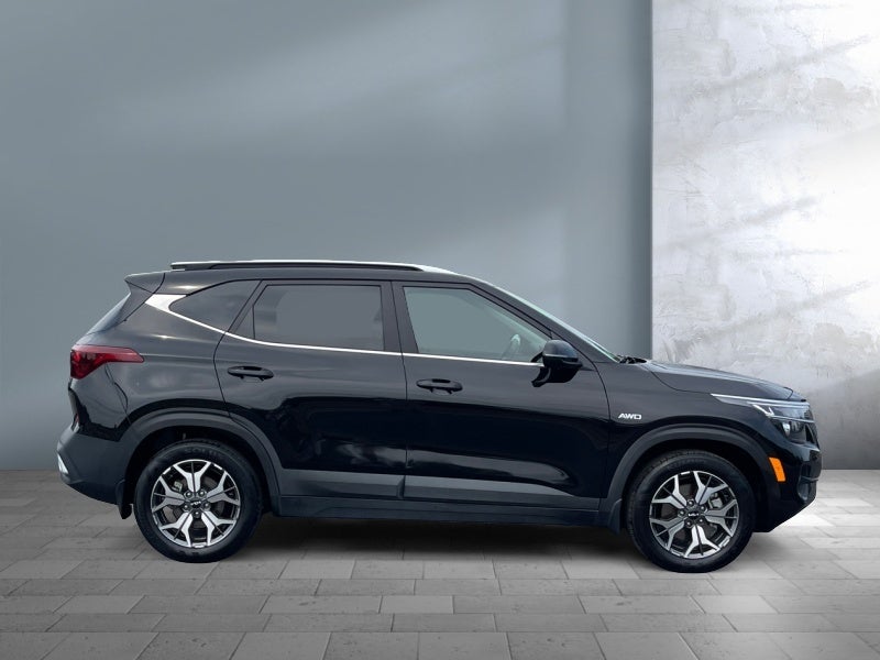 2023 Kia Seltos EX