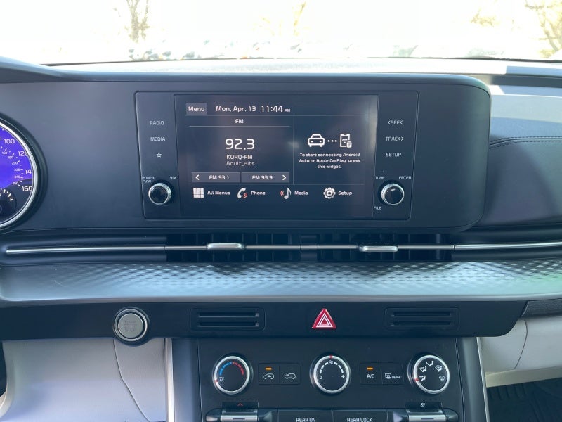 2024 Kia Carnival LX