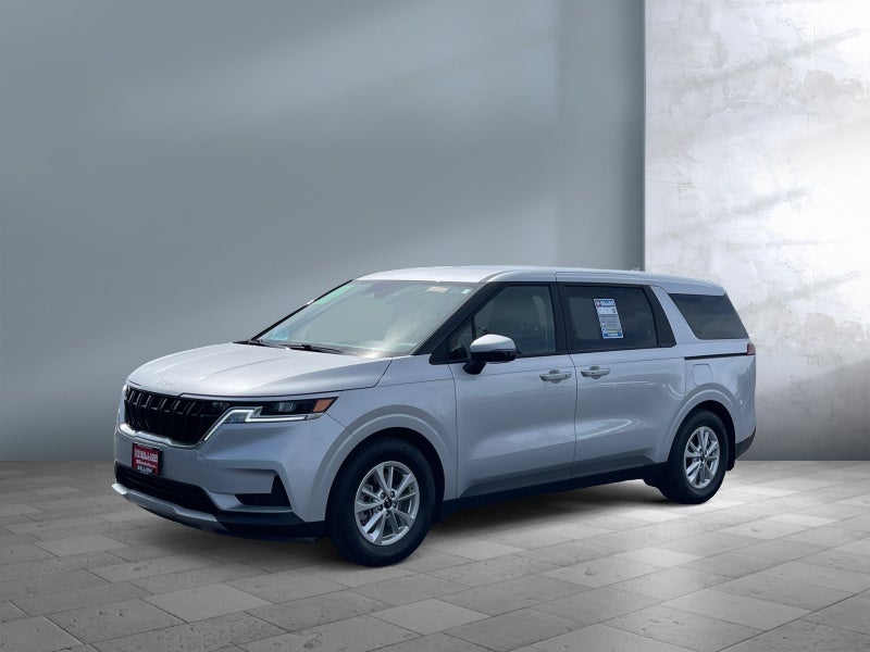 2022 Kia Sedona LX's photo