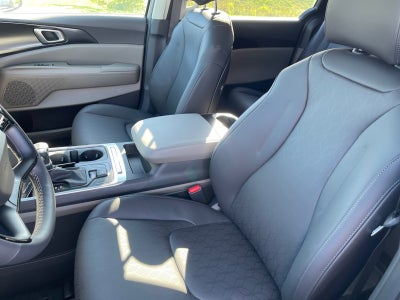 2027 Kia Carnival LXS