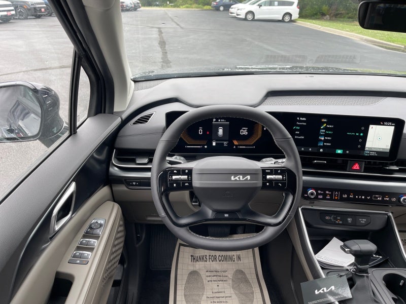 2027 Kia Carnival LX