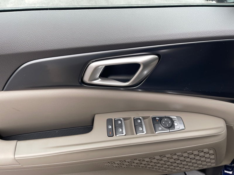 2027 Kia Carnival LX
