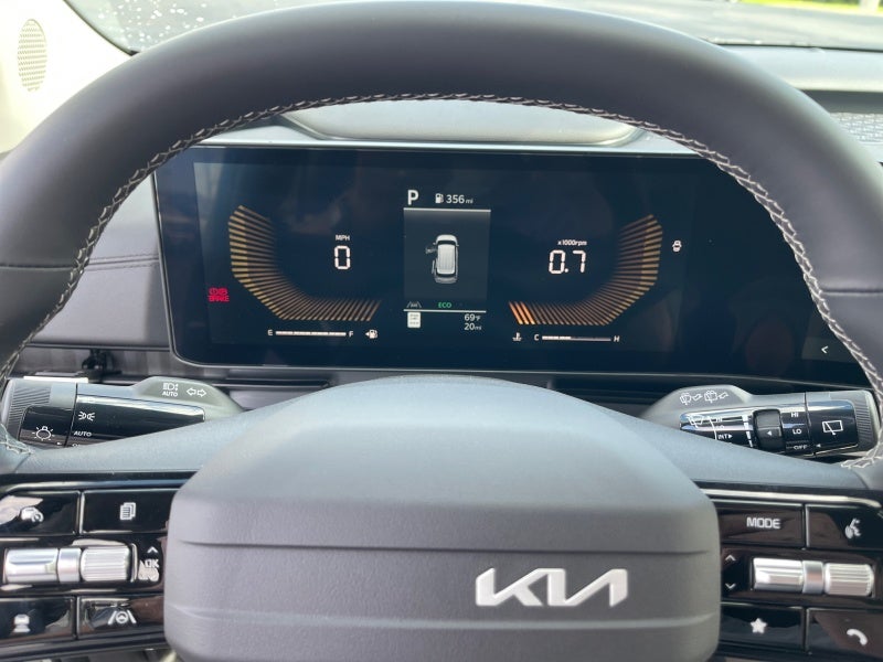 2027 Kia Carnival LXS