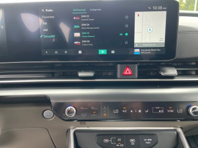 2027 Kia Carnival LXS
