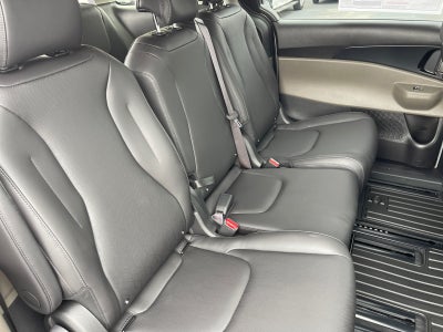 2027 Kia Carnival LXS