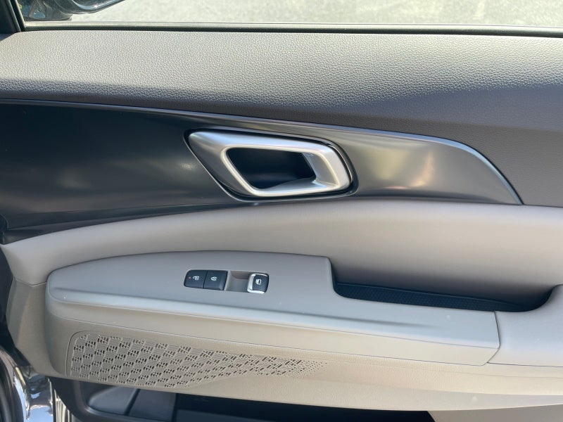 2027 Kia Carnival LXS