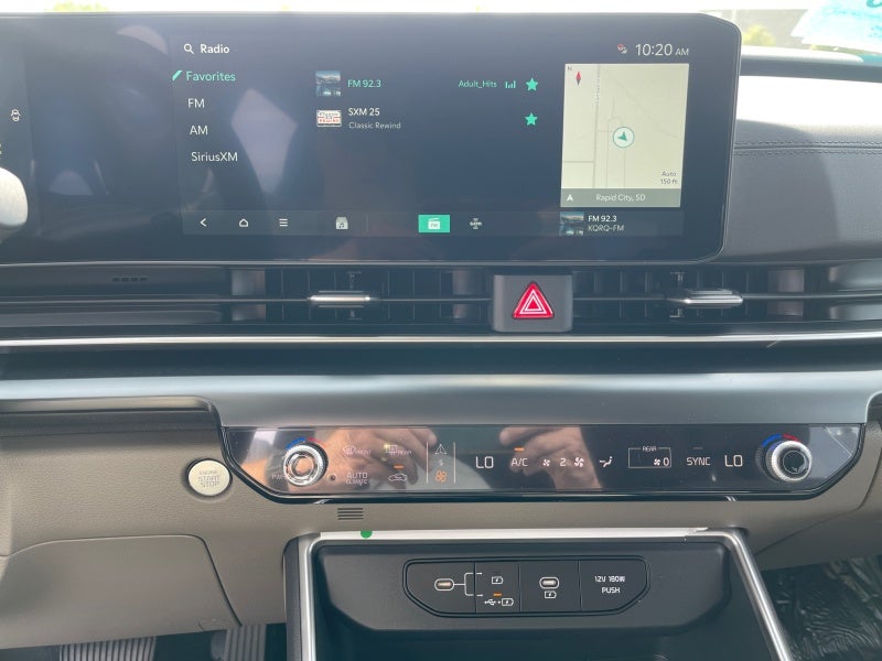 2027 Kia Carnival LX