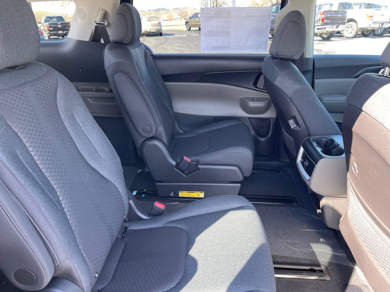 2026 Kia Carnival LX