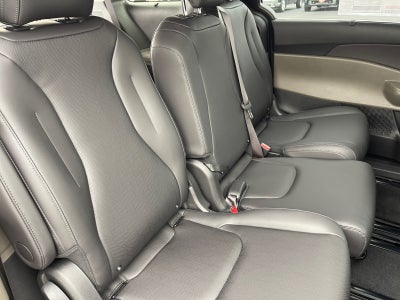 2027 Kia Carnival EX