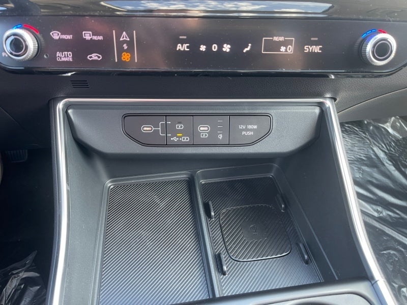 2026 Kia Carnival SX