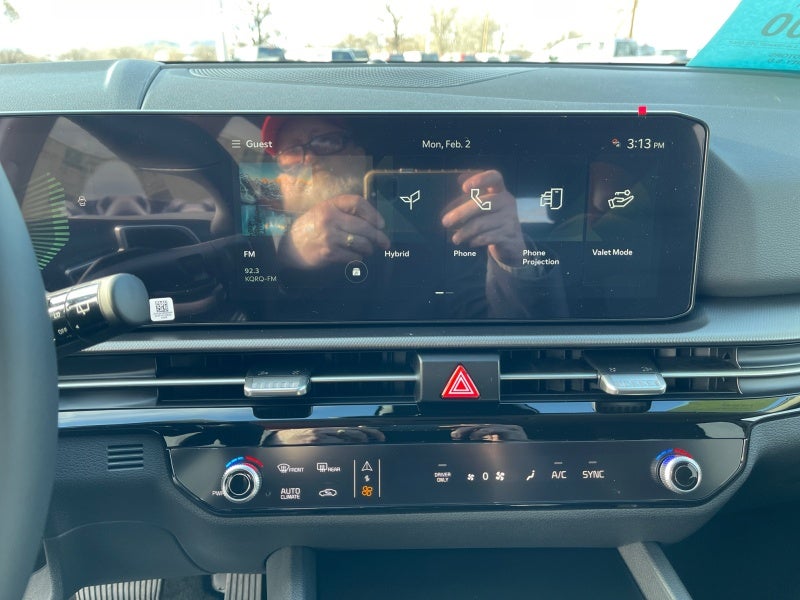 2026 Kia Sportage Hybrid S