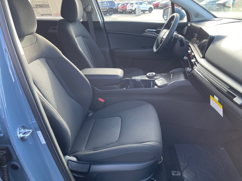 2026 Kia Sportage Hybrid S