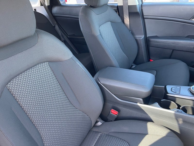 2027 Kia Sportage Hybrid S