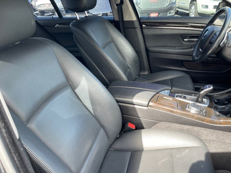 2016 BMW 5 Series 528i xDrive