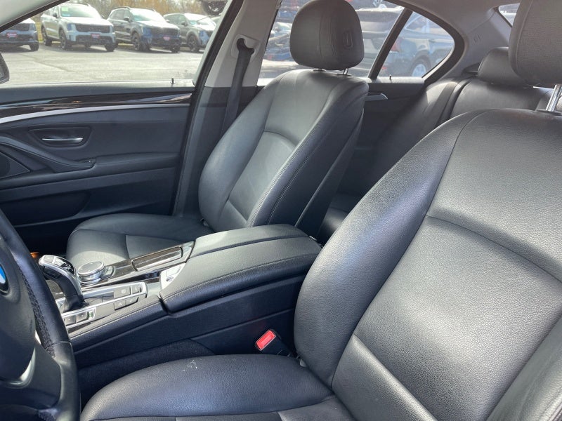 2016 BMW 5 Series 528i xDrive
