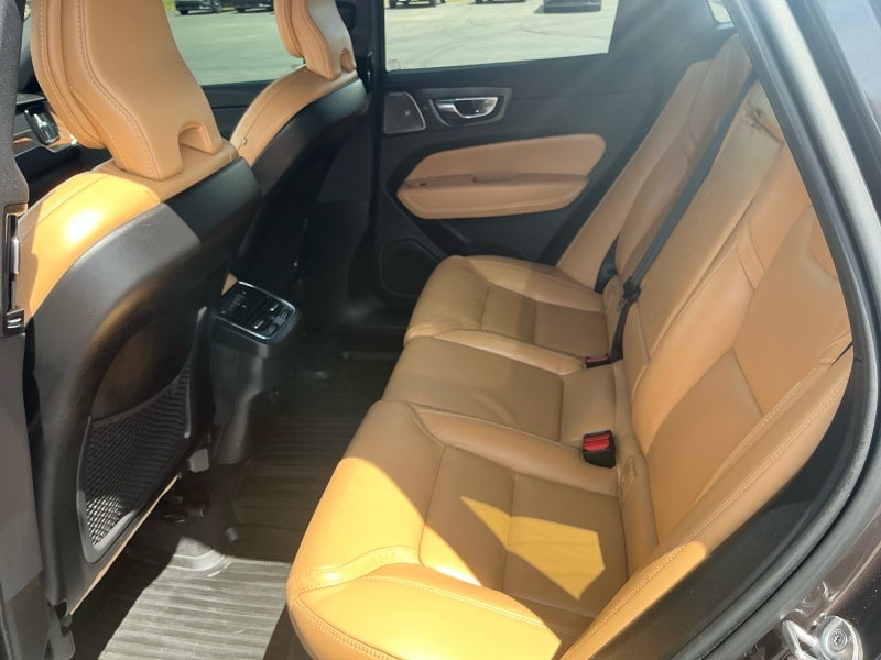 2022 Volvo XC60 Inscription